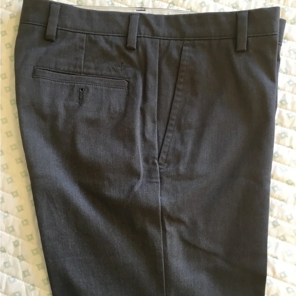 DOCKERS Gray Pants Dress or casual. Like new 2% Elastane= slightly stretchy.